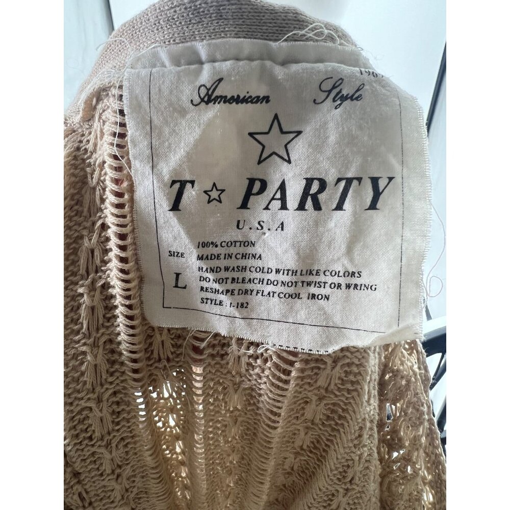T-Party Vintage Inspired Hooded Zip-Front Bell Sleeve Crochet Cardigan - Picture 13 of 14